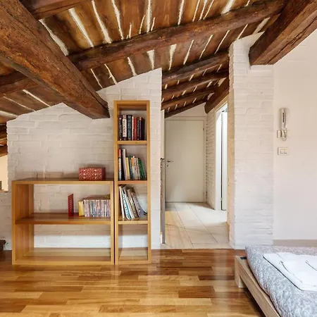 Authentic Loft * Bologna